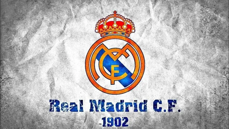 Ai đã hát Hala Madrid chính thức?